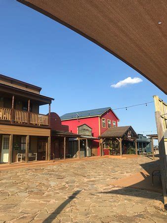 hotels grandview tx